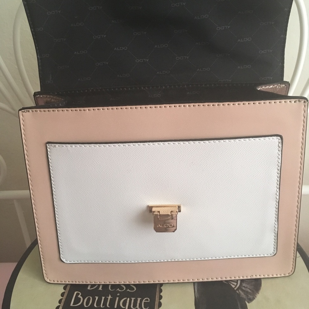 🌻🌻Host Pick! Aldo handbag🌻🌻 - Picture 8 of 8